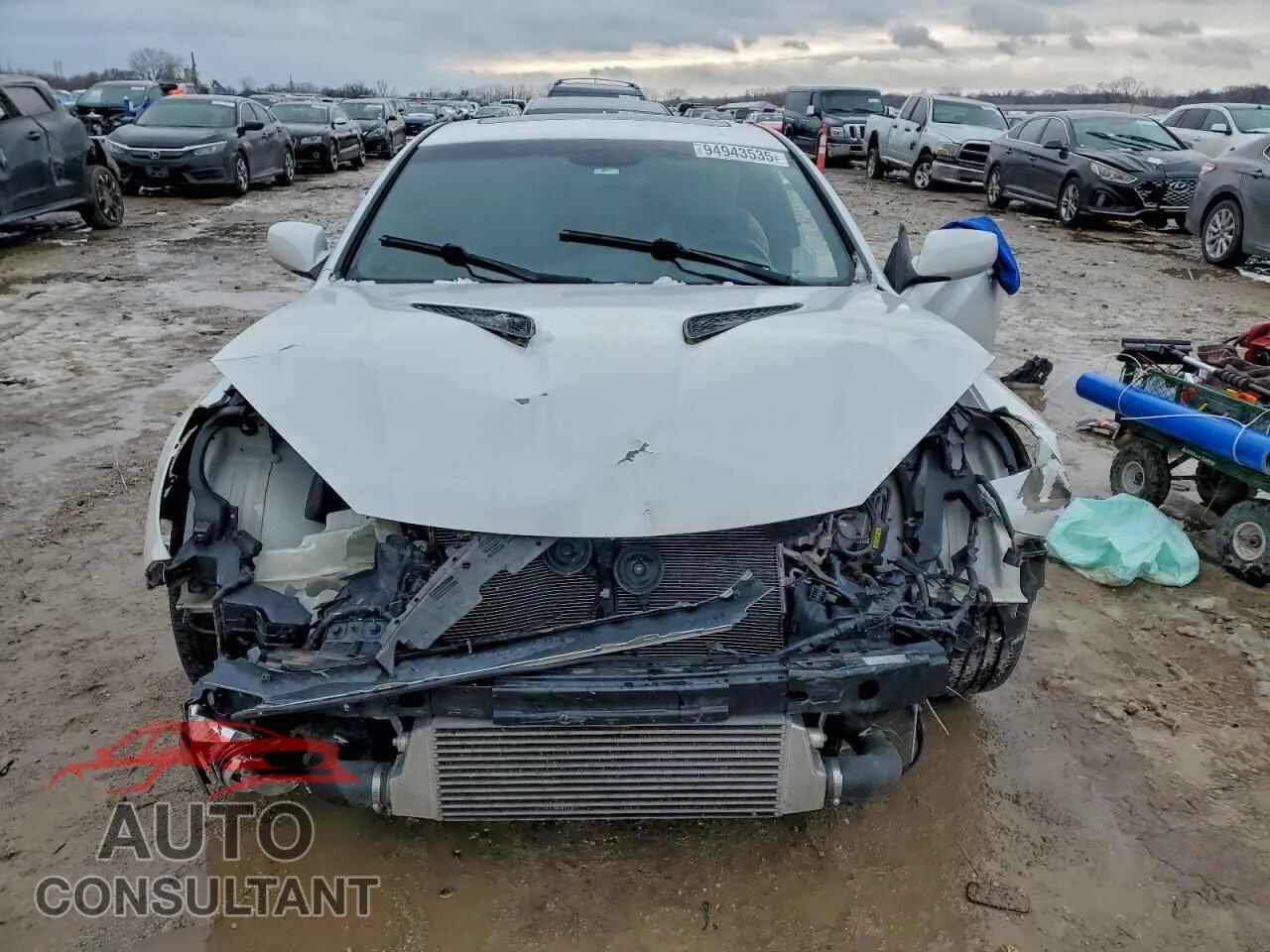 2013 HYUNDAI GENESIS Damaged VIN KMHHT6KD5DU099597 – interior seats