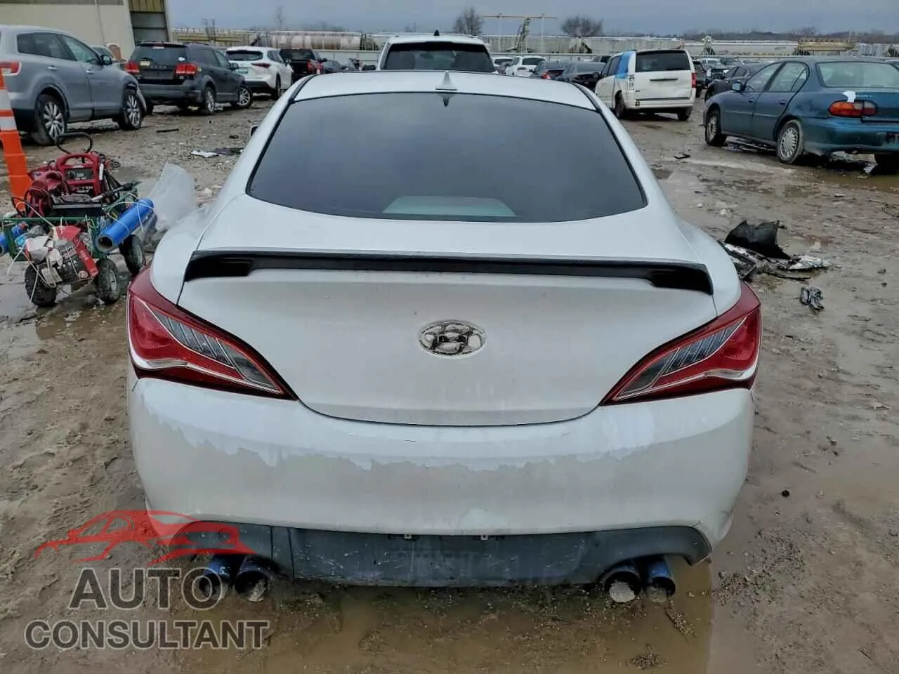 2013 HYUNDAI GENESIS Damaged VIN KMHHT6KD5DU099597 – engine bay