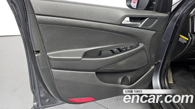 2020 Hyundai All New Tucson Gasoline 1.6 turbo 2WD Sold VIN KMHJ2812GLU198334 – rear exterior