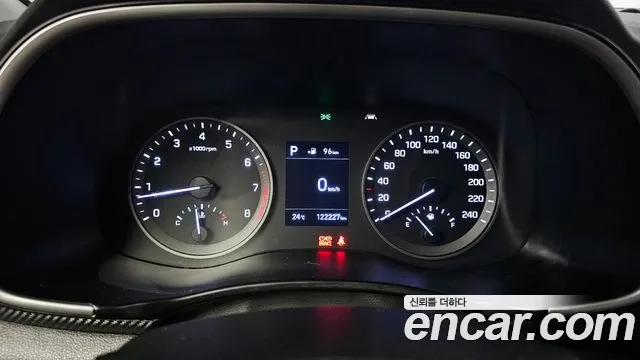2020 Hyundai All New Tucson Gasoline 1.6 turbo 2WD Sold VIN KMHJ2812GLU198334 – trunk area
