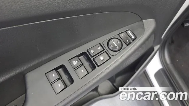 2019 Hyundai All New Tucson Diesel 2.0 2WD Sold VIN KMHJ281ABKU979158 – trunk area