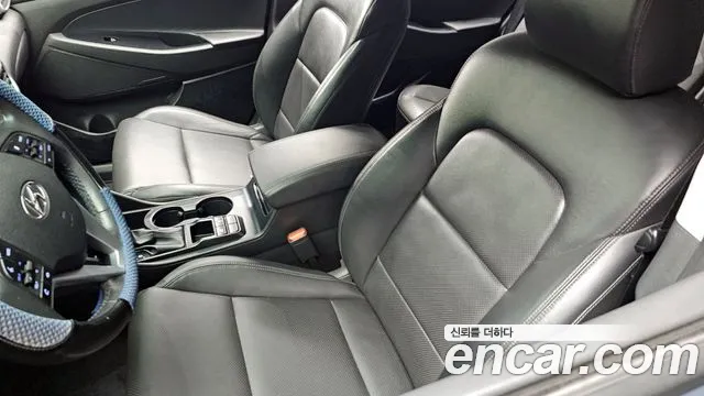 2020 Hyundai All New Tucson Gasoline 1.6 turbo 2WD Sold VIN KMHJ3812GLU206778 – dashboard