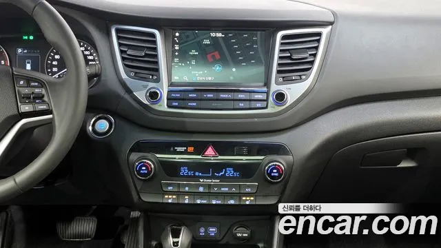 2017 Hyundai All New Tucson Diesel 1.7 2WD Sold VIN KMHJ3815GHU469181 – exterior detail