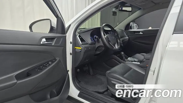 2018 Hyundai All New Tucson Diesel 1.7 2WD Sold VIN KMHJ3815GJU557812 – interior seats