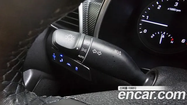 2020 Hyundai All New Tucson Diesel 2.0 2WD Sold VIN KMHJ381ABLU216053 – engine bay