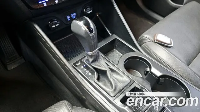2018 Hyundai All New Tucson Diesel 2.0 4WD Sold VIN KMHJ381ADJU643970 – dashboard