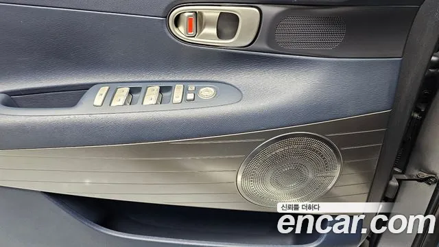 2018 Hyundai Nexo Premium Sold VIN KMHJ8816FJU000298 – exterior detail
