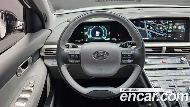 2020 Hyundai Nexo Premium Sold VIN KMHJ8816FLU004599 – undercarriage 2020 Hyundai Nexo Premium Sold VIN KMHJ8816FLU004599 – undercarriage