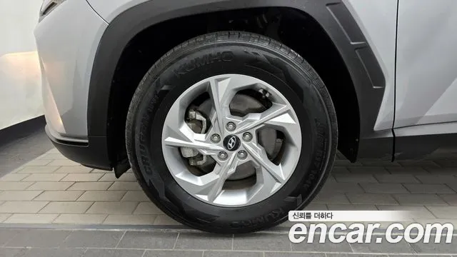2021 Hyundai Tucson (NX4) Diesel 2.0 2WD Sold VIN KMHJB81CBMU013802 – interior seats