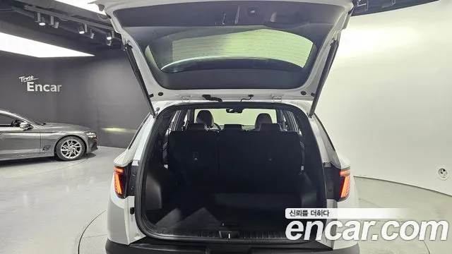2022 Hyundai Tucson Hybrid (NX4) Inspiration 2WD Sold VIN KMHJE811BNU061426 – trunk area 2022 Hyundai Tucson Hybrid (NX4) Inspiration 2WD Sold VIN KMHJE811BNU061426 – trunk area