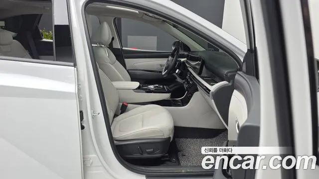 2024 Hyundai The New Tucson (NX4) Gasoline 1.6 Turbo 2WD Sold VIN KMHJE81BGRU386688 – interior seats