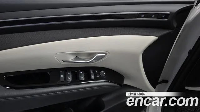 2022 Hyundai Tucson (NX4) Diesel 2.0 4WD Sold VIN KMHJE81CBNU123621 – dashboard
