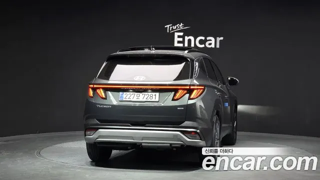2024 Hyundai The New Tucson (NX4) Diesel 2.0 4WD Sold VIN KMHJE81CDRU331537 – interior seats