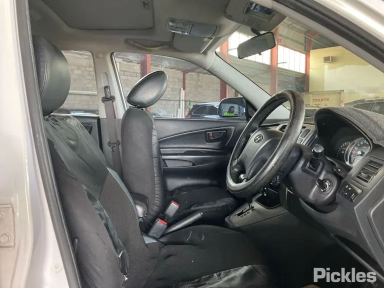 2010 Hyundai Tucson Damaged VIN KMHJN81BMAU189185 – photo 27 2010 Hyundai Tucson Damaged VIN KMHJN81BMAU189185 – photo 27