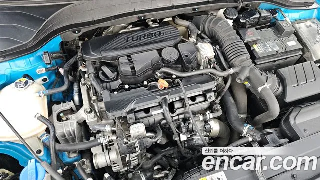 2021 Hyundai The New Kona Gasoline 1.6 Turbo 2WD Sold VIN KMHK3813GMU721098 – engine bay