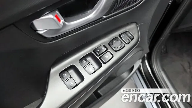 2021 Hyundai The New Kona Gasoline 1.6 Turbo 2WD Sold VIN KMHK3813GMU819411 – interior seats