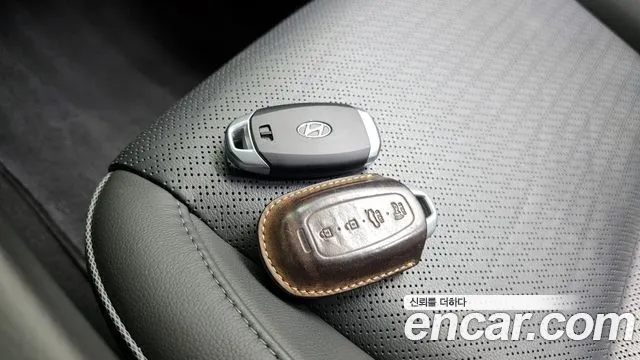 2020 Hyundai Kona Electric Premium Sold VIN KMHK381GFLU069520 – interior seats