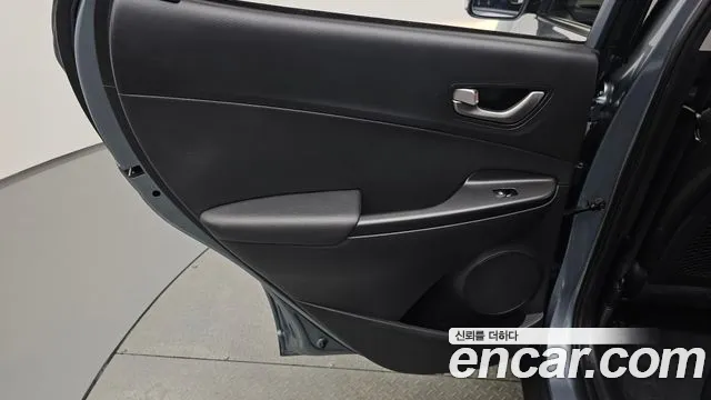2018 Hyundai Kona 1.6 Turbo 2WD Sold VIN KMHK4815GJU040935 – trunk area
