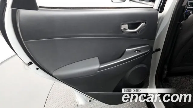 2018 Hyundai Kona 1.6 Turbo 2WD Sold VIN KMHK4815GJU136050 – trunk area