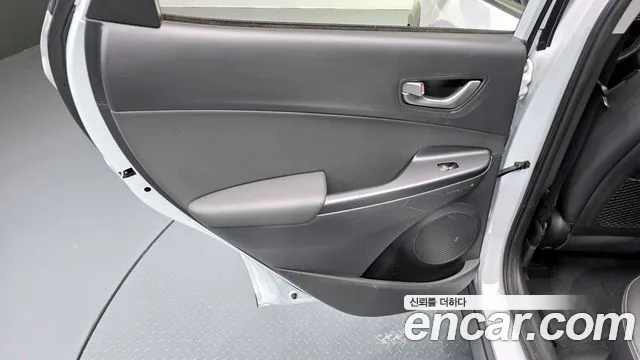 2018 Hyundai Kona 1.6 Turbo 2WD Sold VIN KMHK4815GJU178953 – trunk area