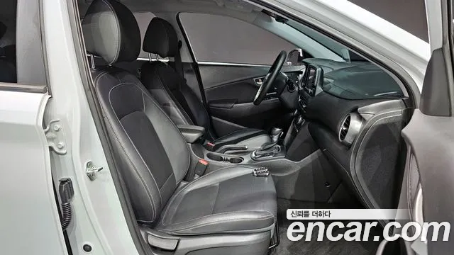 2018 Hyundai Kona 1.6 Turbo 2WD Sold VIN KMHK4815GJU266015 – interior seats