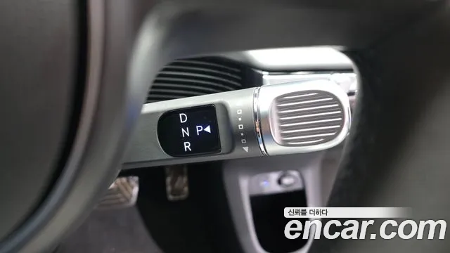 2022 Hyundai Ioniq 5 Long range Sold VIN KMHKN81AFNU019985 – exterior detail 2022 Hyundai Ioniq 5 Long range Sold VIN KMHKN81AFNU019985 – exterior detail
