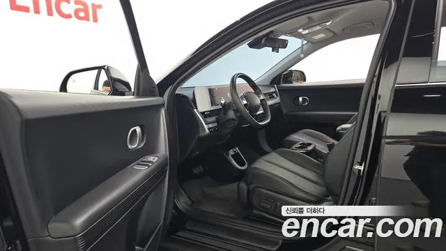 2022 Hyundai Ioniq 5 Long range Sold VIN KMHKN81AFNU043817 – interior seats