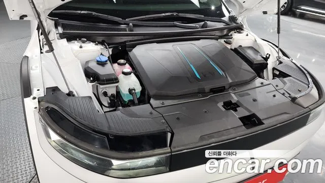 2022 Hyundai Ioniq 5 Long range Sold VIN KMHKN81AFNU067082 – trunk area