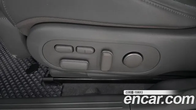 2025 Hyundai The New Ioniq 5 Long Range Sold VIN KMHKN81AFSU300529 – interior seats 2025 Hyundai The New Ioniq 5 Long Range Sold VIN KMHKN81AFSU300529 – interior seats