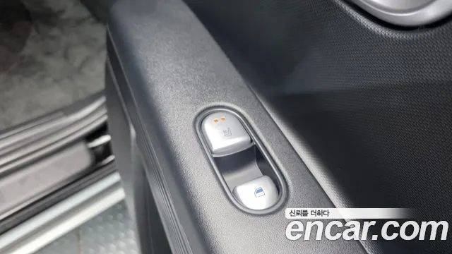 2022 Hyundai Ioniq 5 Long Range AWD Sold VIN KMHKN81CPNU022617 – interior seats