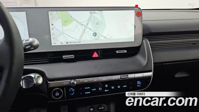 2024 Hyundai Ioniq 5 Long range Sold VIN KMHKN81EFRU256677 – interior seats