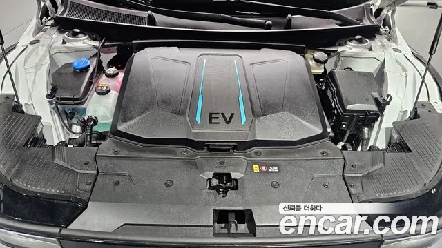 2024 Hyundai Ioniq 5 Long range Sold VIN KMHKN81EFRU261945 – dashboard