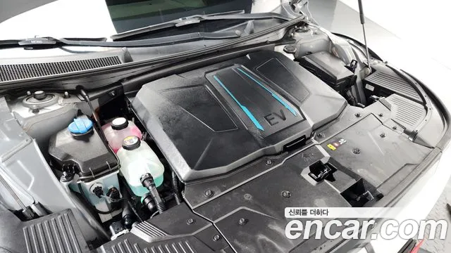 2022 Hyundai Ioniq 5 Long range VIN KMHKR81AFNU049303