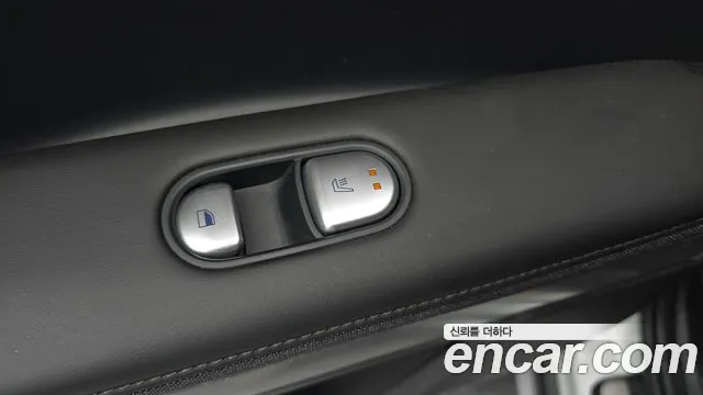 2022 Hyundai Ioniq 5 Long range Sold VIN KMHKR81AFNU073823 – dashboard