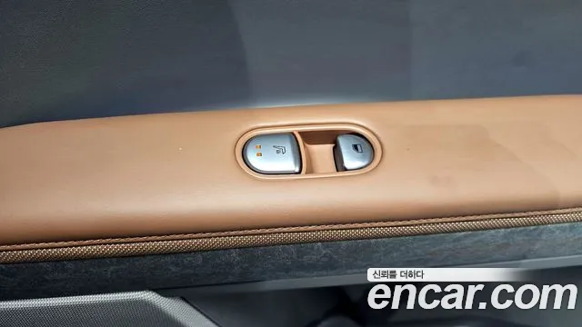 2022 Hyundai Ioniq 5 Long range Sold VIN KMHKR81AFNU092435 – trunk area 2022 Hyundai Ioniq 5 Long range Sold VIN KMHKR81AFNU092435 – trunk area