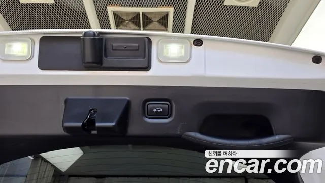 2022 Hyundai Ioniq 5 Long range Sold VIN KMHKR81AFNU093225 – interior seats