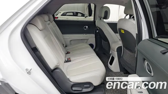 2022 Hyundai Ioniq 5 Long Range AWD Sold VIN KMHKR81CPNU074547 – interior seats