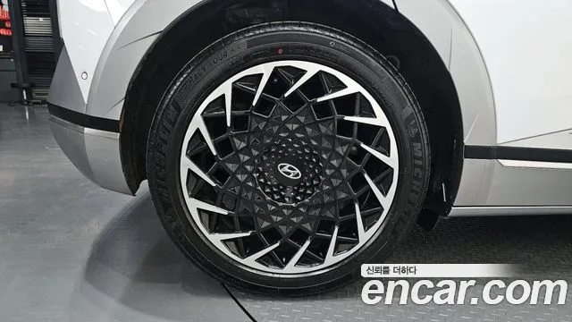 2022 Hyundai Ioniq 5 Long Range AWD Sold VIN KMHKR81CPNU085811 – interior seats