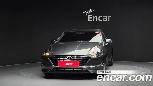2020 Hyundai Sonata (DN8) 2.0 Sold VIN KMHL141EBLA012678 – engine bay