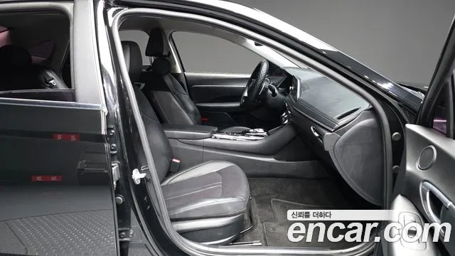 2020 Hyundai Sonata (DN8) 2.0 Sold VIN KMHL141EBLA012936 – dashboard