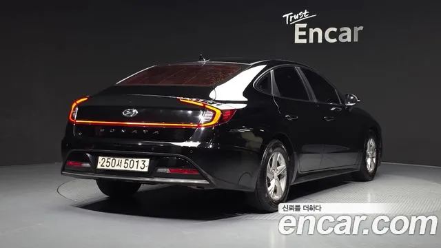 2020 Hyundai Sonata (DN8) 2.0 Sold VIN KMHL141EBLA012936 – exterior detail