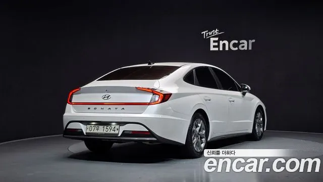 2020 Hyundai Sonata (DN8) 2.0 Sold VIN KMHL141EBLA016374 – engine bay