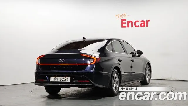 2020 Hyundai Sonata (DN8) 2.0 Sold VIN KMHL141EBLA018014 – dashboard
