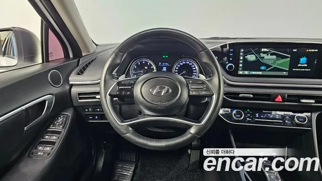2020 Hyundai Sonata (DN8) 2.0 Sold VIN KMHL141EBLA023520 – rear exterior