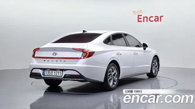 2020 Hyundai Sonata (DN8) 2.0 Sold VIN KMHL141EBLA028943 – trunk area