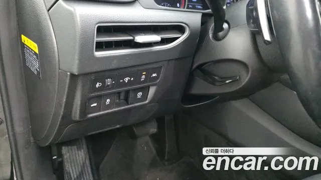 2020 Hyundai Sonata (DN8) 2.0 Sold VIN KMHL141EBLA034685 – interior seats 2020 Hyundai Sonata (DN8) 2.0 Sold VIN KMHL141EBLA034685 – interior seats