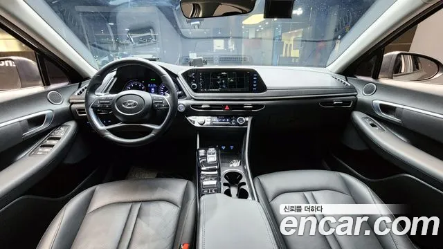 2020 Hyundai Sonata (DN8) 2.0 Sold VIN KMHL141EBLA040393 – exterior detail