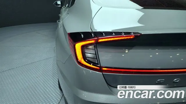 2020 Hyundai Sonata (DN8) 2.0 Sold VIN KMHL141EBLA040393 – undercarriage