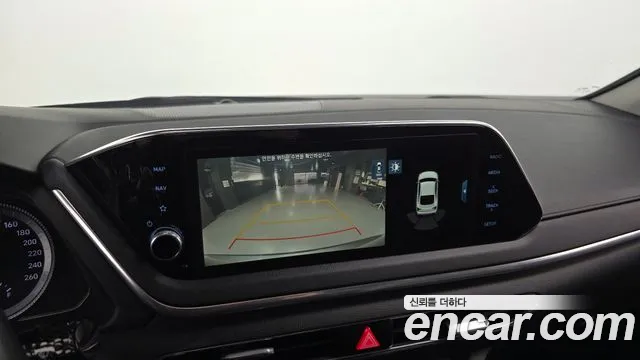2020 Hyundai Sonata (DN8) 2.0 Sold VIN KMHL141EBLA063909 – dashboard