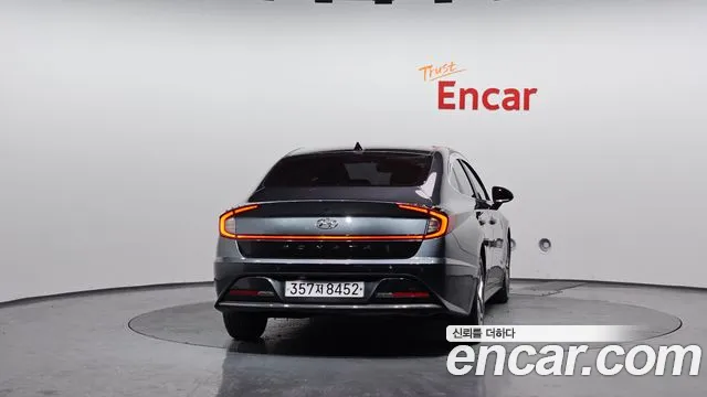 2020 Hyundai Sonata (DN8) 2.0 Sold VIN KMHL141EBLA063909 – exterior detail